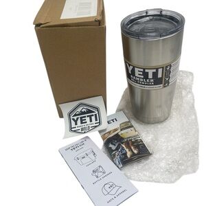 YETI Rambler 20-fl oz Stainless Steel silver Tumbler New